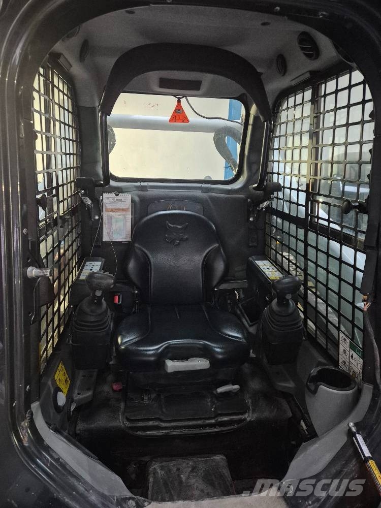Bobcat S 530 Carregadoras de direcção deslizante