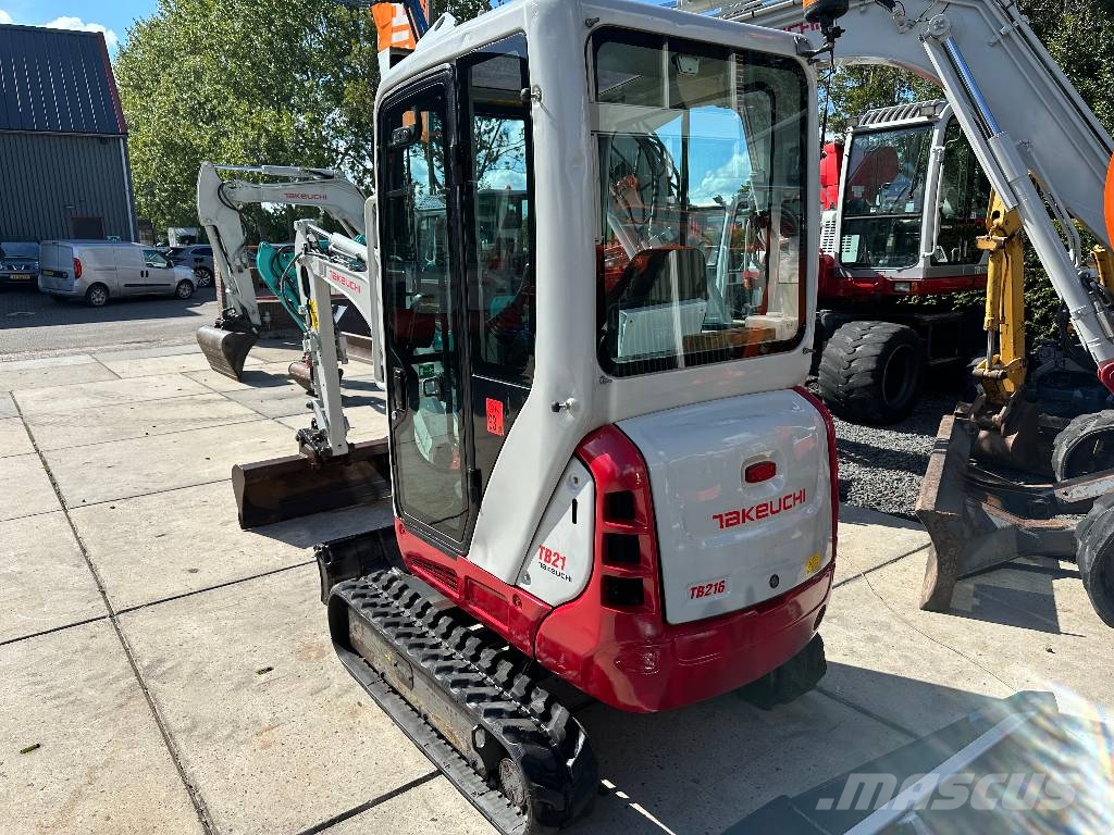 Takeuchi TB 216 + sorteer knijper functie's Mini ekskavatoriai < 7 t
