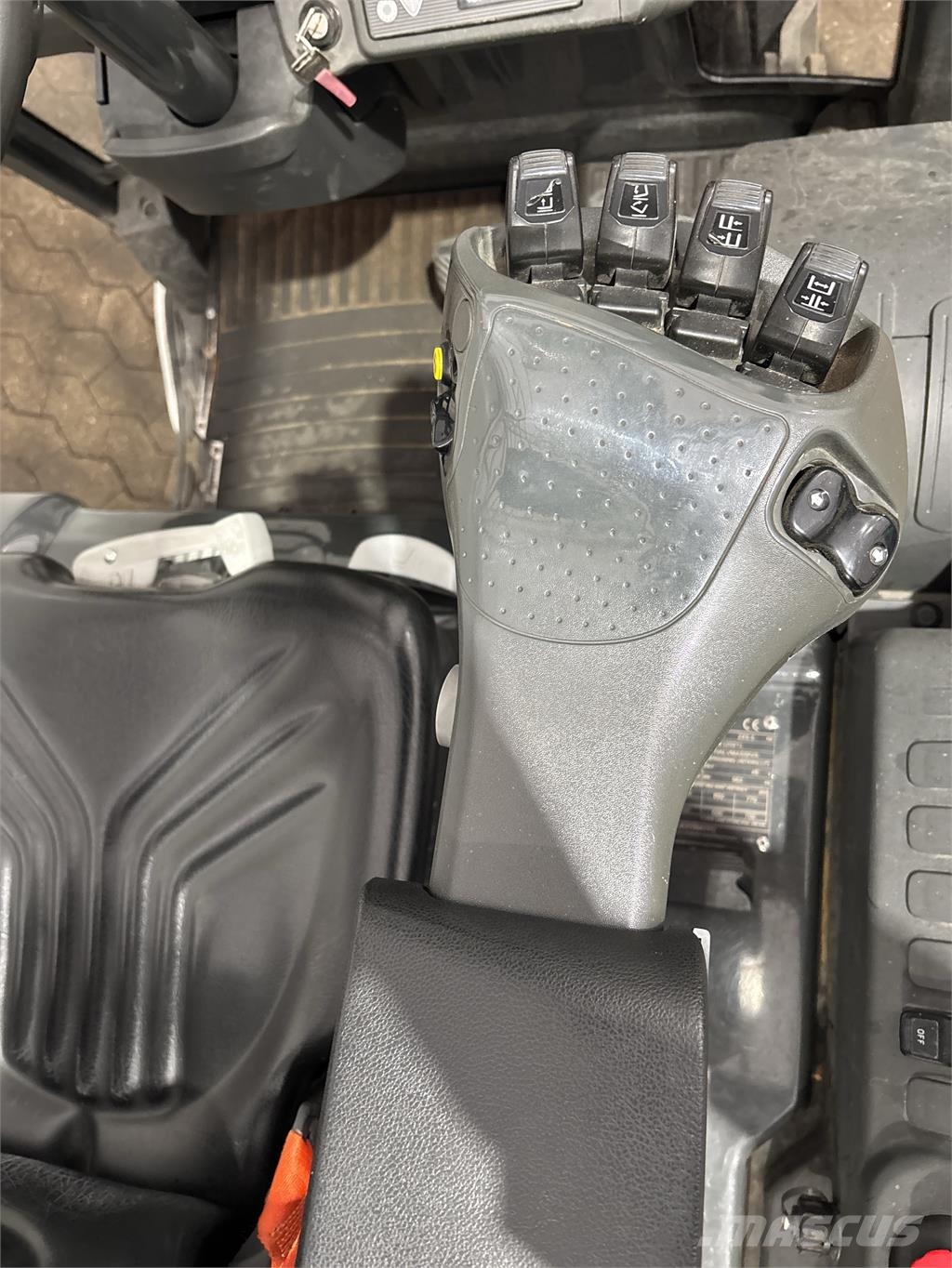 UniCarriers TX3-16L Electric forklifts