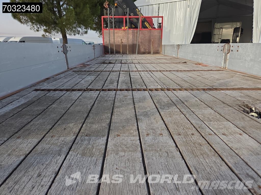 DAF CF85.360 6X2 Palfinger PK27002 con 8 extensiones, Camiones de cama baja