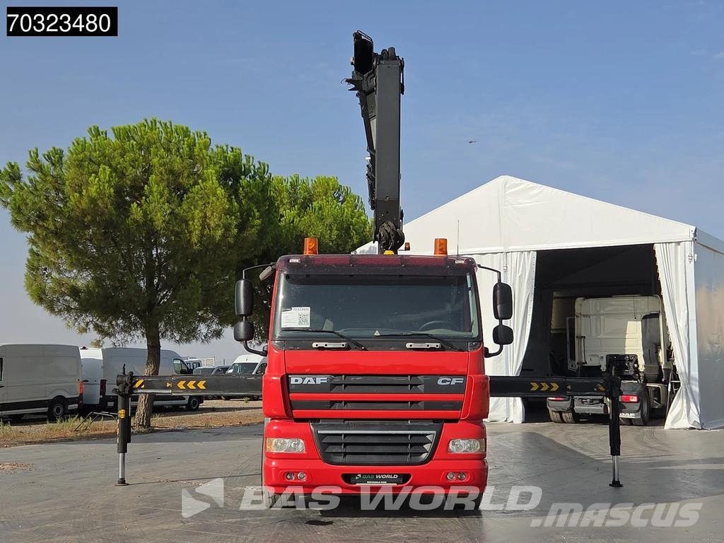 DAF CF85.360 6X2 Palfinger PK27002 con 8 extensiones, Camiones de cama baja