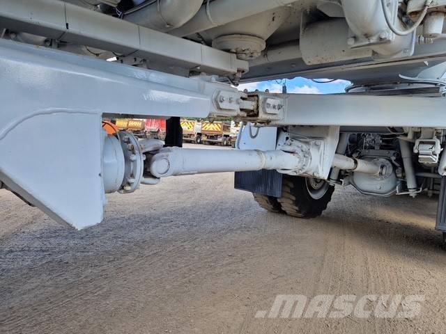 Mercedes-Benz Axor 1836 Camiones cisterna