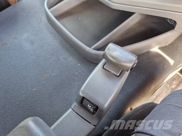 Mercedes-Benz Axor 1836 Camiones cisterna