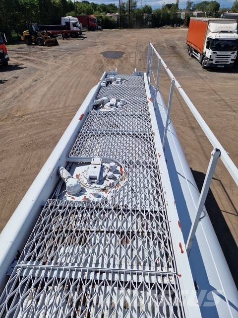 Mercedes-Benz Axor 1836 Camiones cisterna