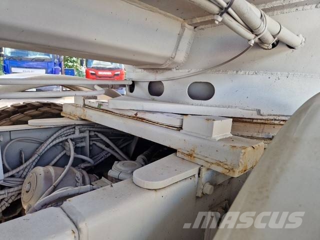 Mercedes-Benz Axor 1836 Camiones cisterna