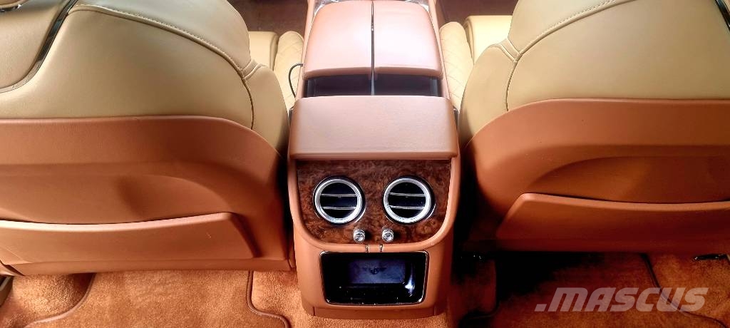Bentley BENTAYGA 6.0 W12 Samochody osobowe