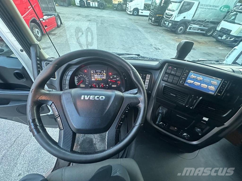 Iveco Stralis XP460 Tractor Units