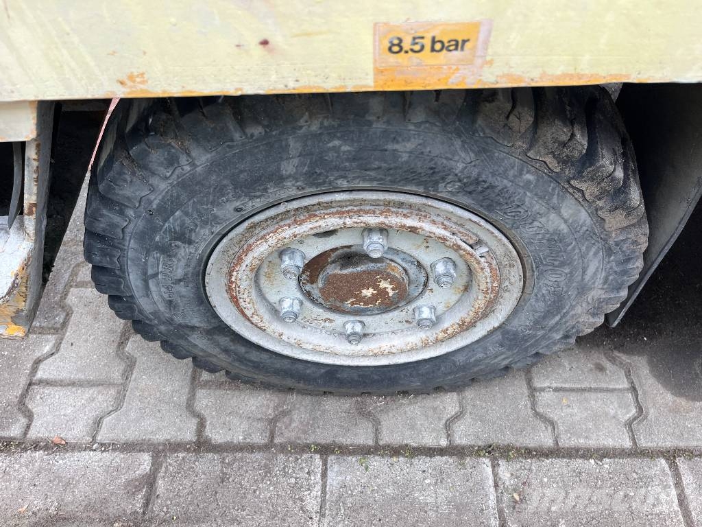 Steinbock Boss 337-504 V-2549 IO Pārvadātājs iekraušanai no sāniem