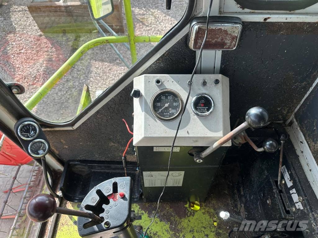 CLAAS Dominator 76 Combine harvesters