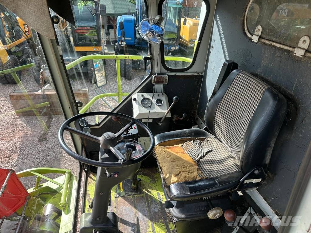 CLAAS Dominator 76 Combine harvesters