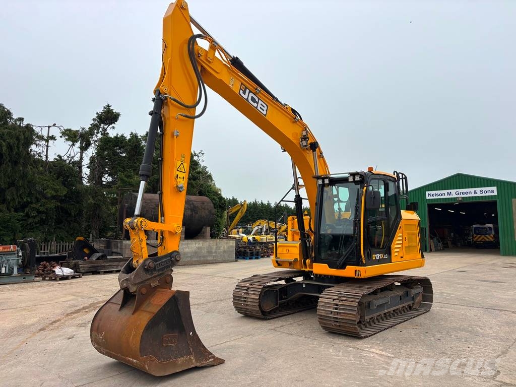 JCB 131 XLC حفارات زحافة