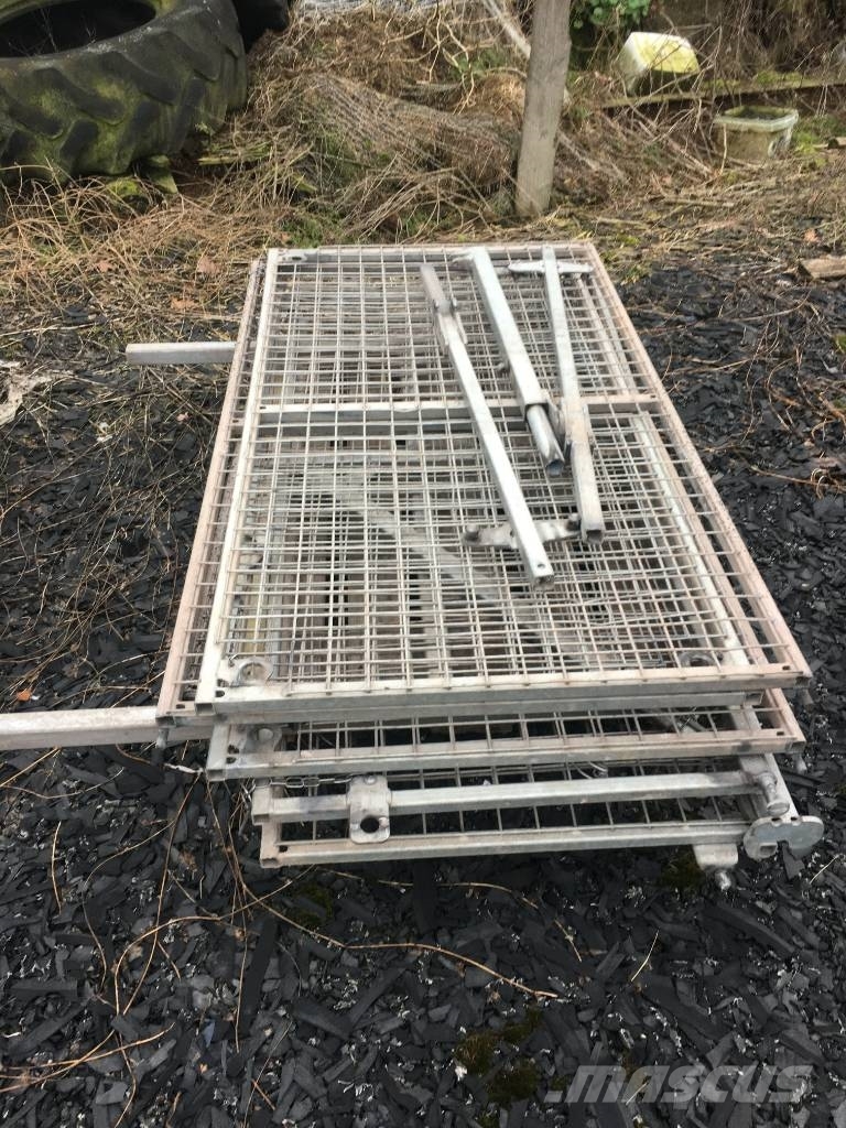 Ifor Williams Mesh Sides to fit TT30171 Інші причепи
