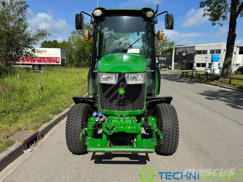 John Deere 304 R جرارات مدمجة
