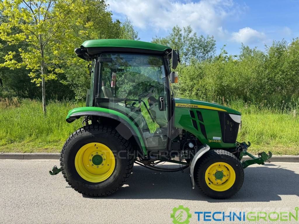 John Deere 304 R جرارات مدمجة