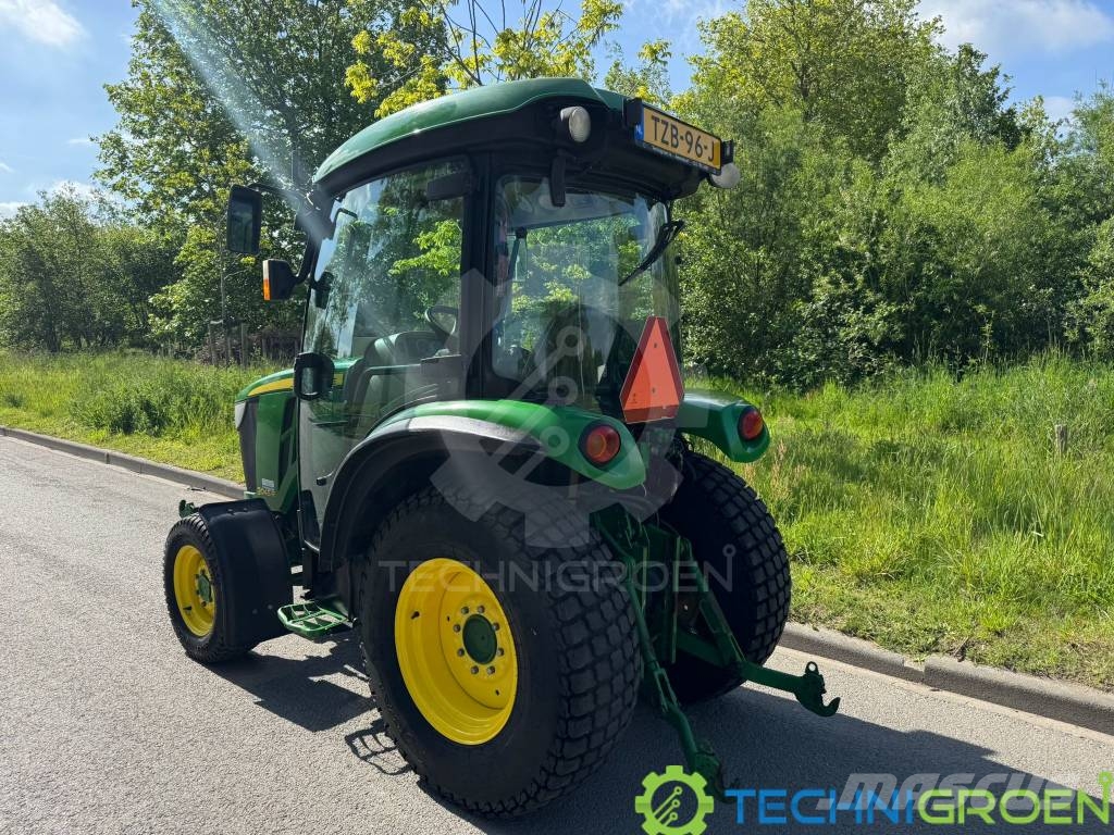 John Deere 304 R جرارات مدمجة