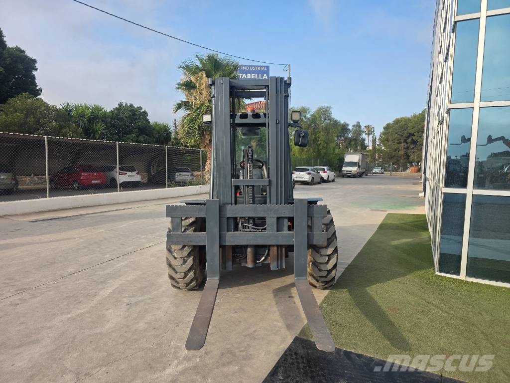 Ausa CH 250 X4 Geländestapler