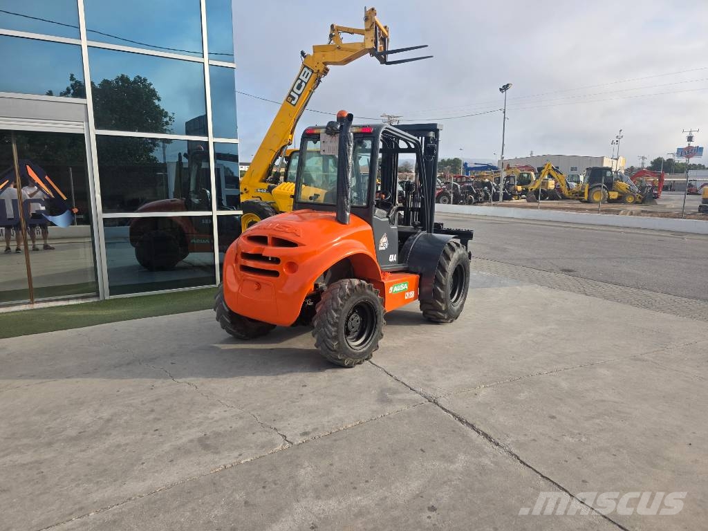 Ausa CH 250 X4 Geländestapler