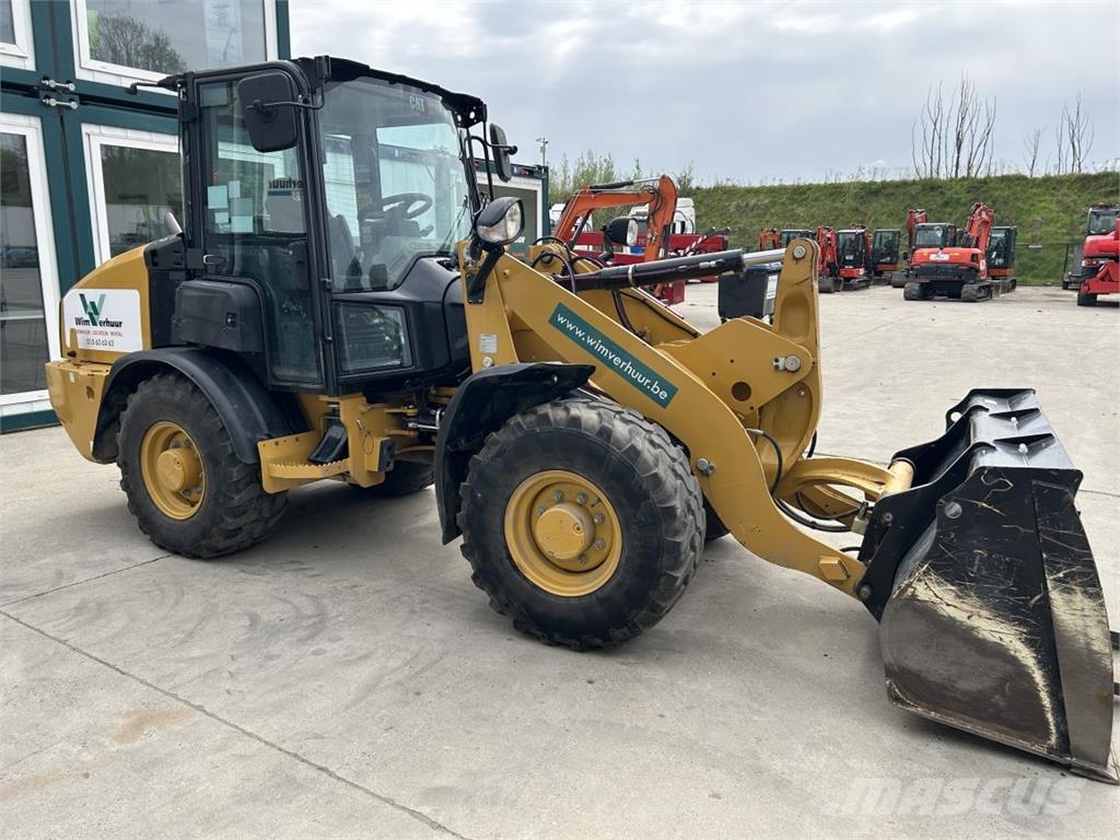 CAT 906 (8758) لوادر متعددة الأغراض