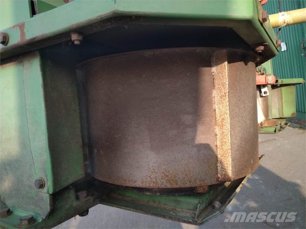 Krone EasyCut 32 P Uređaji za kosačice