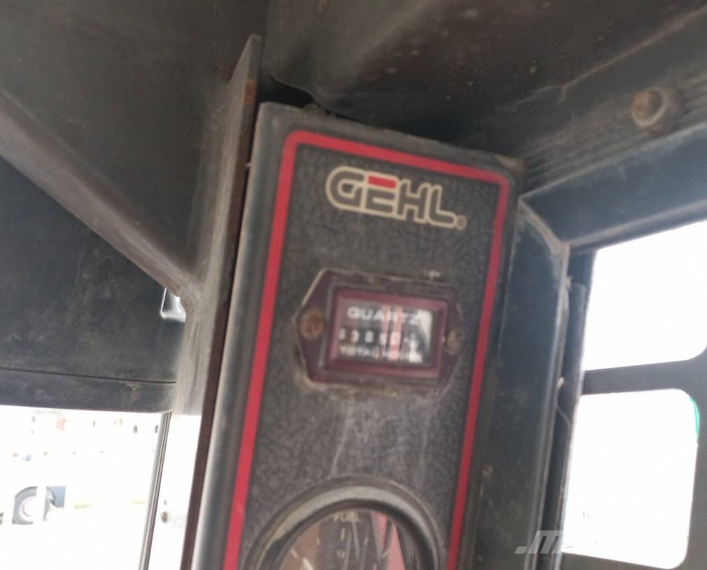 Gehl 5635 dxt 5635 DXT Schrankladers