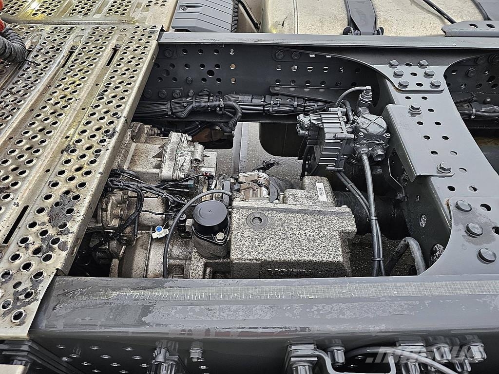 Mercedes-Benz ACTROS 1851 LS BIG SPACE,2Xtank,Standklima,oil ret Sattelzugmaschinen