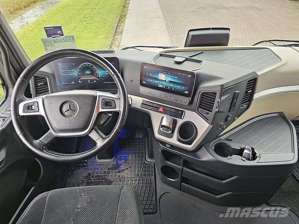 Mercedes-Benz ACTROS 1851 LS BIG SPACE,2Xtank,Standklima,oil ret Sattelzugmaschinen