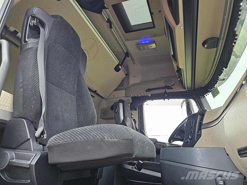 Mercedes-Benz ACTROS 1851 LS BIG SPACE,2Xtank,Standklima,oil ret Sattelzugmaschinen