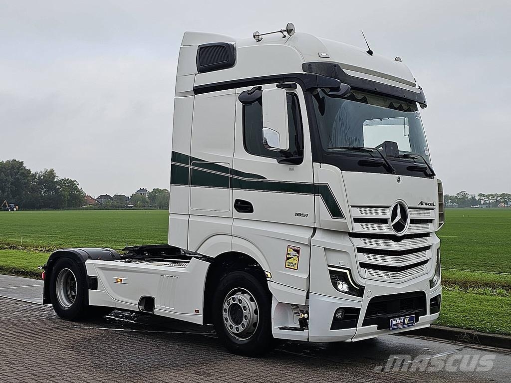 Mercedes-Benz ACTROS 1851 LS BIG SPACE,2Xtank,Standklima,oil ret Sattelzugmaschinen