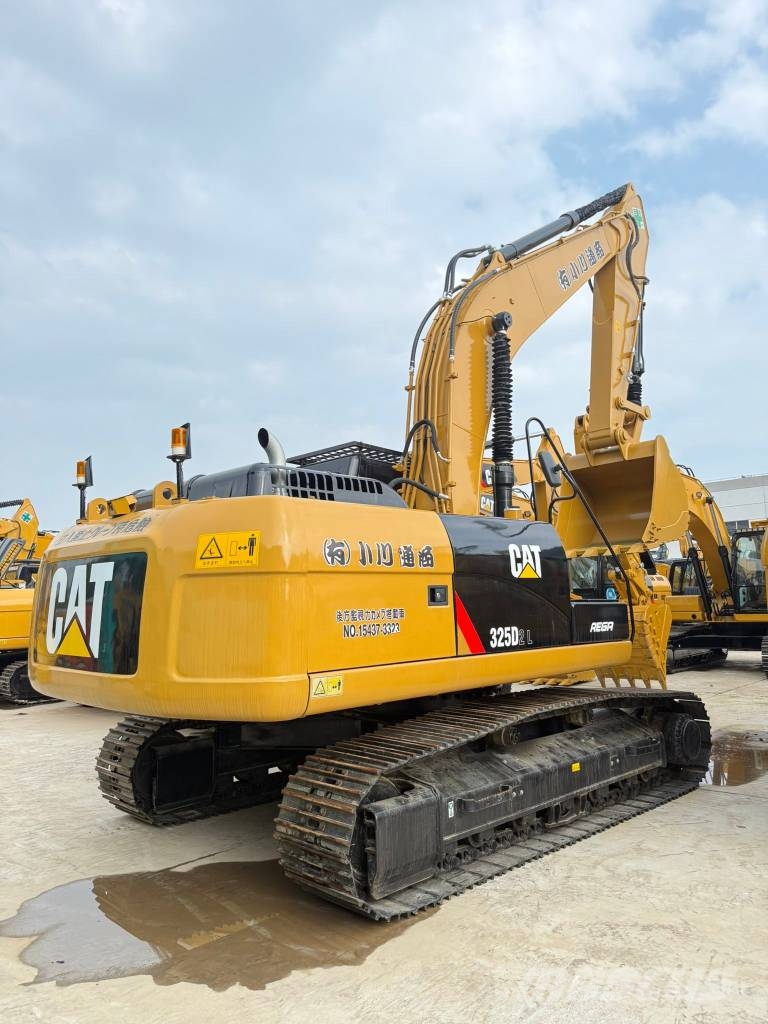 CAT 325 D L 履带挖掘机