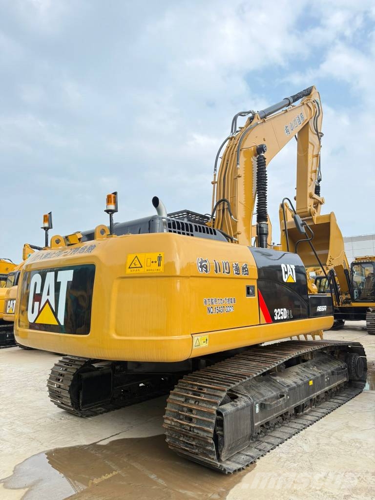 CAT 325 D L 履带挖掘机
