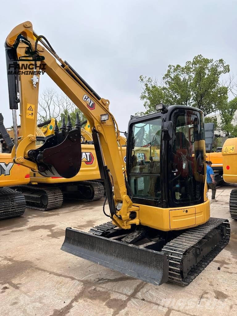 CAT 303.5 E CR 履带挖掘机