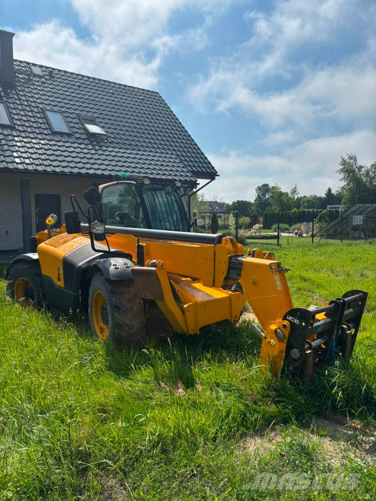 JCB 540-140 Teleskoplæssere