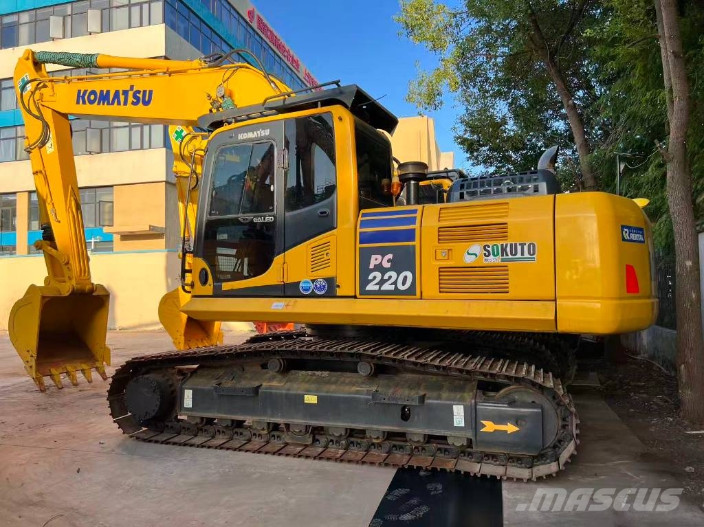 Komatsu PC220-8 Гусеничні екскаватори