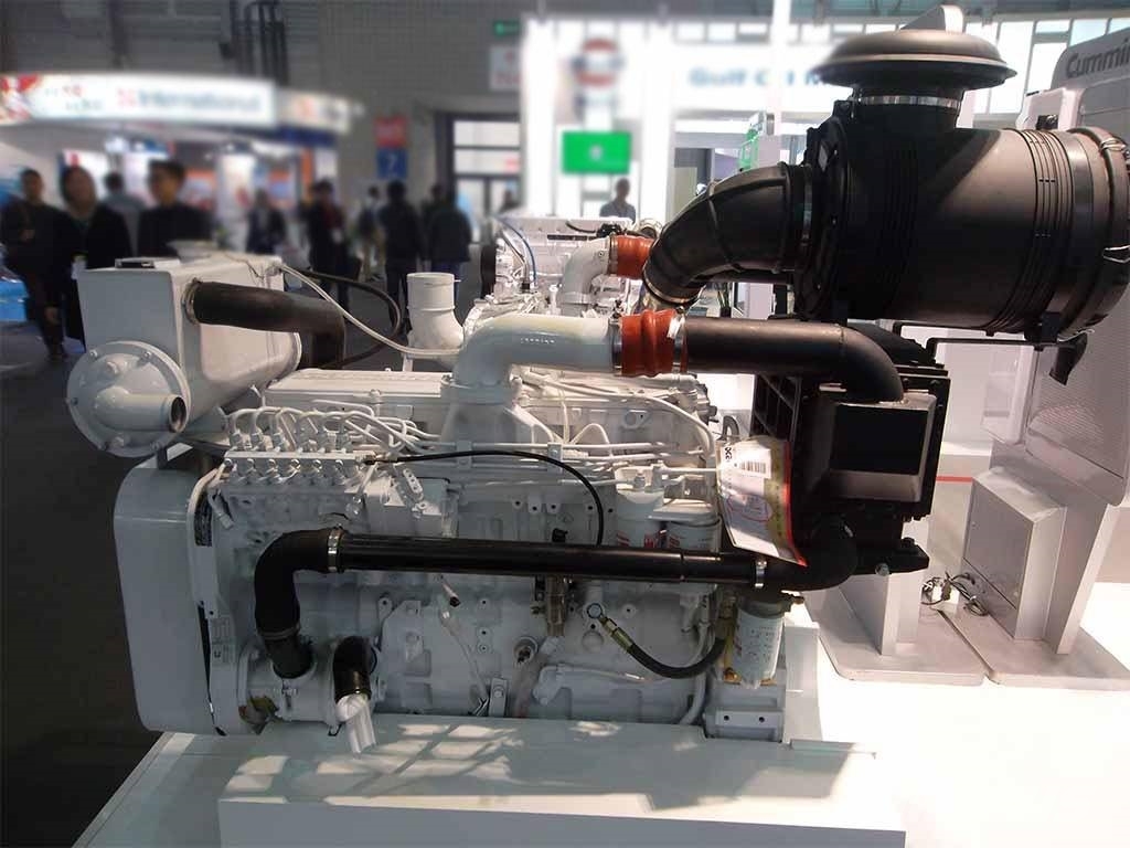 Cummins 215kw diesel auxilliary motor for passenger ships Schiffsmotoren