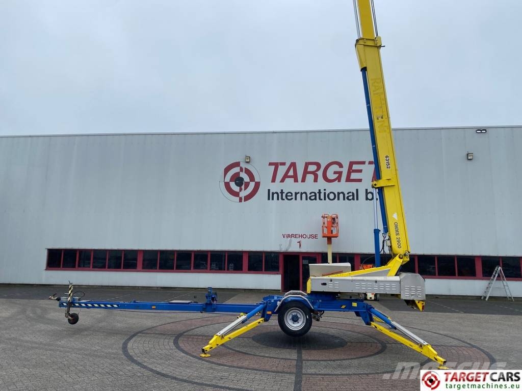 Omme 2900EBZ Tow Telescopic Boom Work Lift 2900cm المنصات الهوائية المثبتة على مقطورة