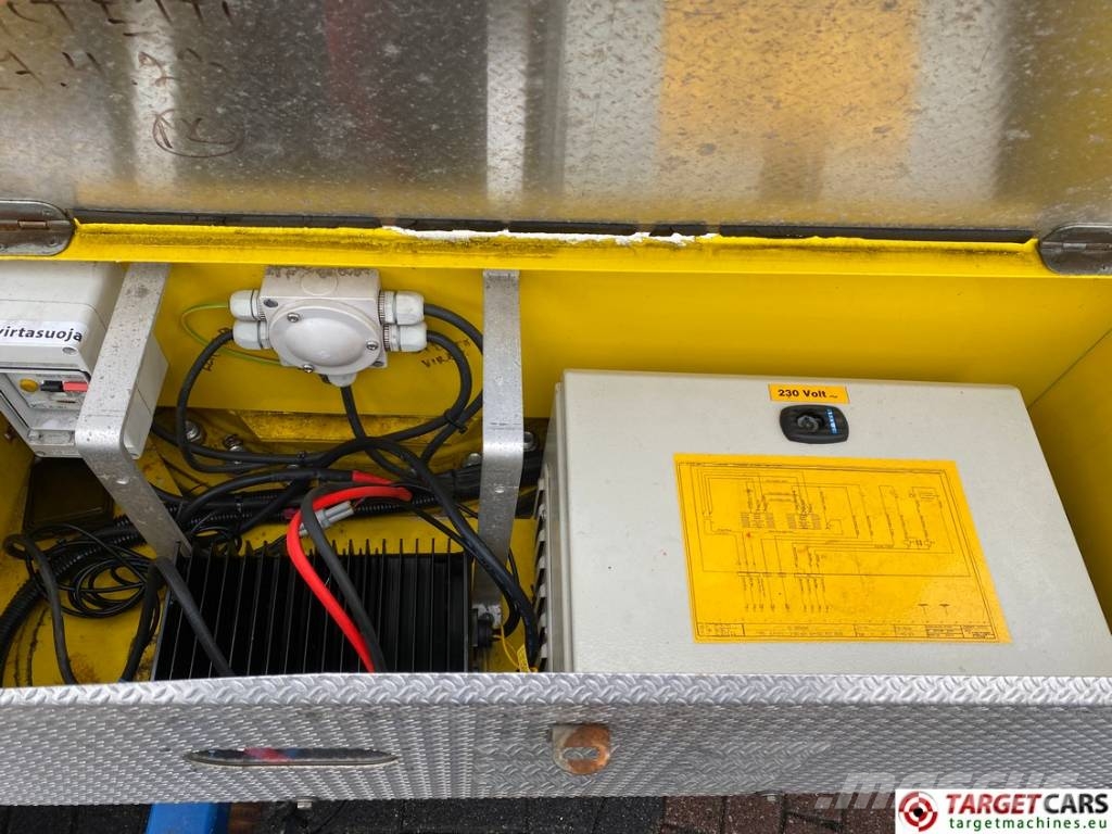 Omme 2900EBZ Tow Telescopic Boom Work Lift 2900cm المنصات الهوائية المثبتة على مقطورة
