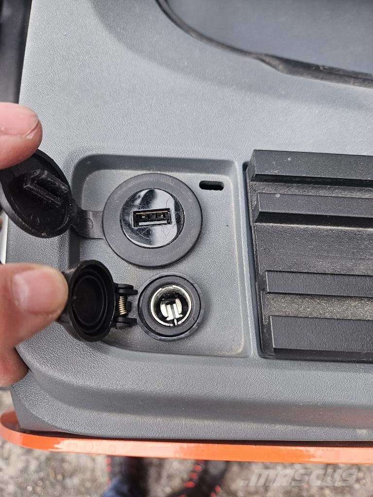 Toyota RRE 140 HE Chariot à mât rétractable
