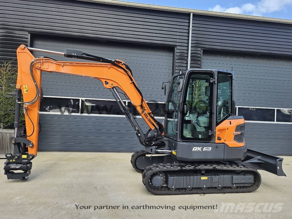 Develon DX 63-7 Midi excavators 7t - 12t