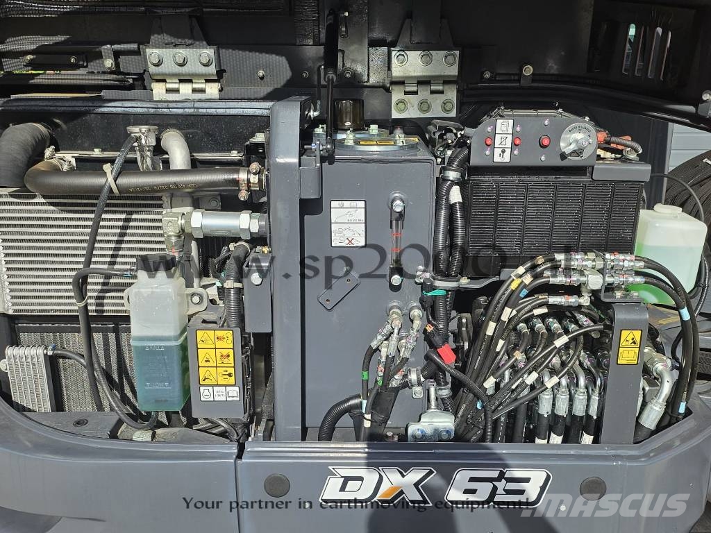 Develon DX 63-7 Midi excavators 7t - 12t