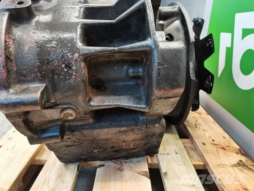 New Holland LM 5040 {Spicer 87530825} gearbox Powershift Girkasse