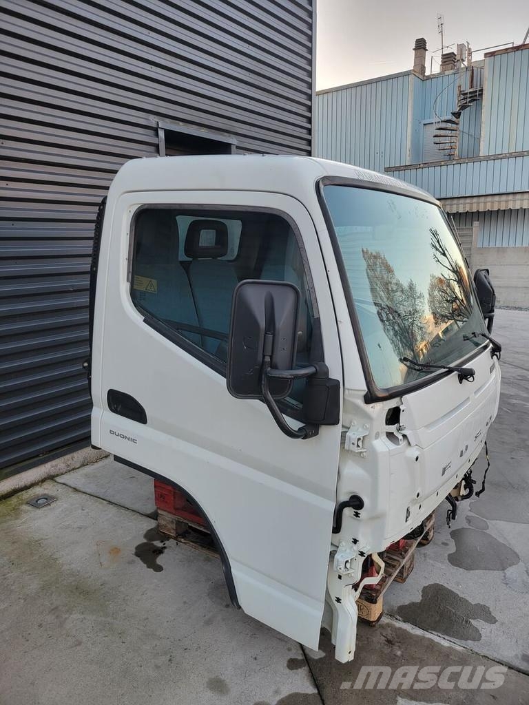 Mitsubishi Fuso Kabinler