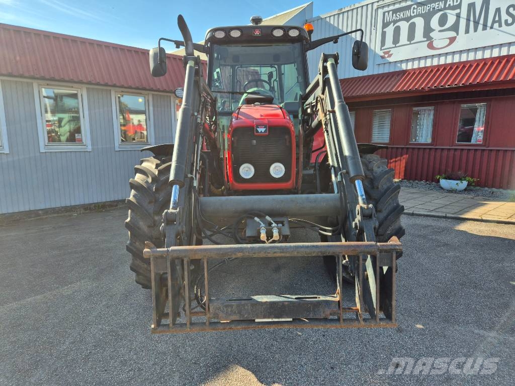Massey Ferguson 6470 الجرارات