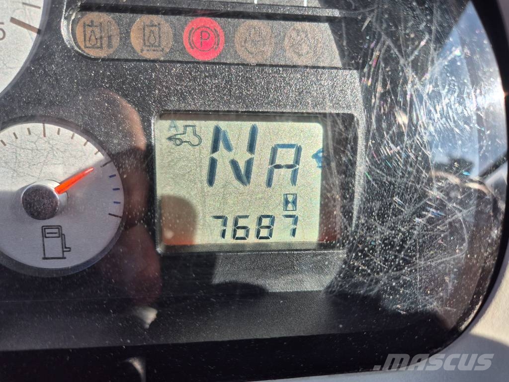 Massey Ferguson 6470 الجرارات