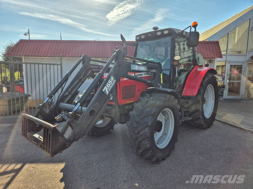 Massey Ferguson 6470 الجرارات