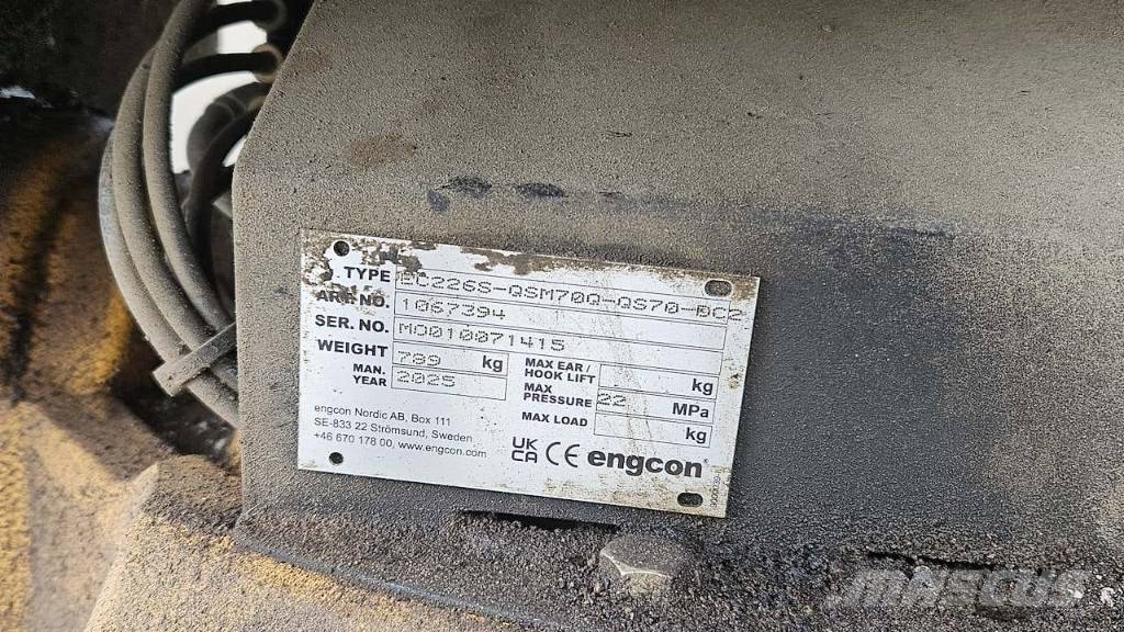 Hitachi ZX 225 US LC-7 Roomikekskavaatorid