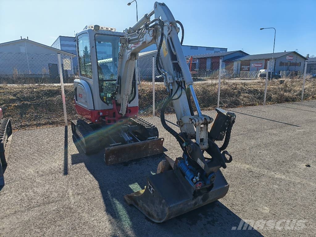 Takeuchi TB 225 Minigravere <7t
