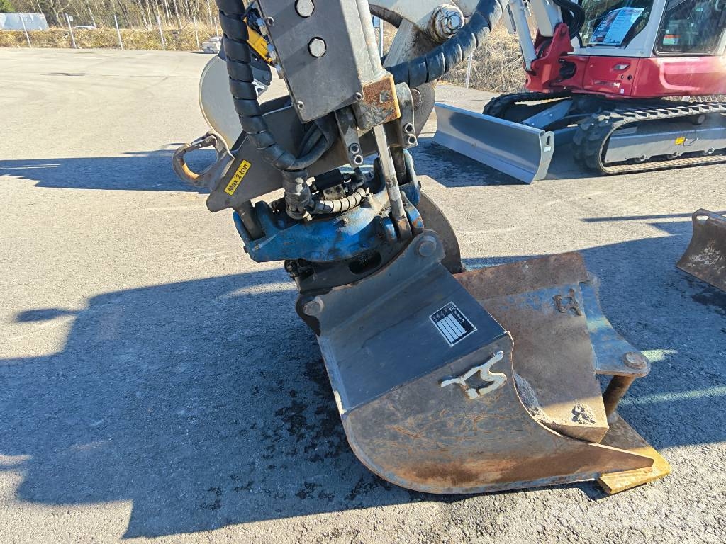 Takeuchi TB 225 Minigravere <7t