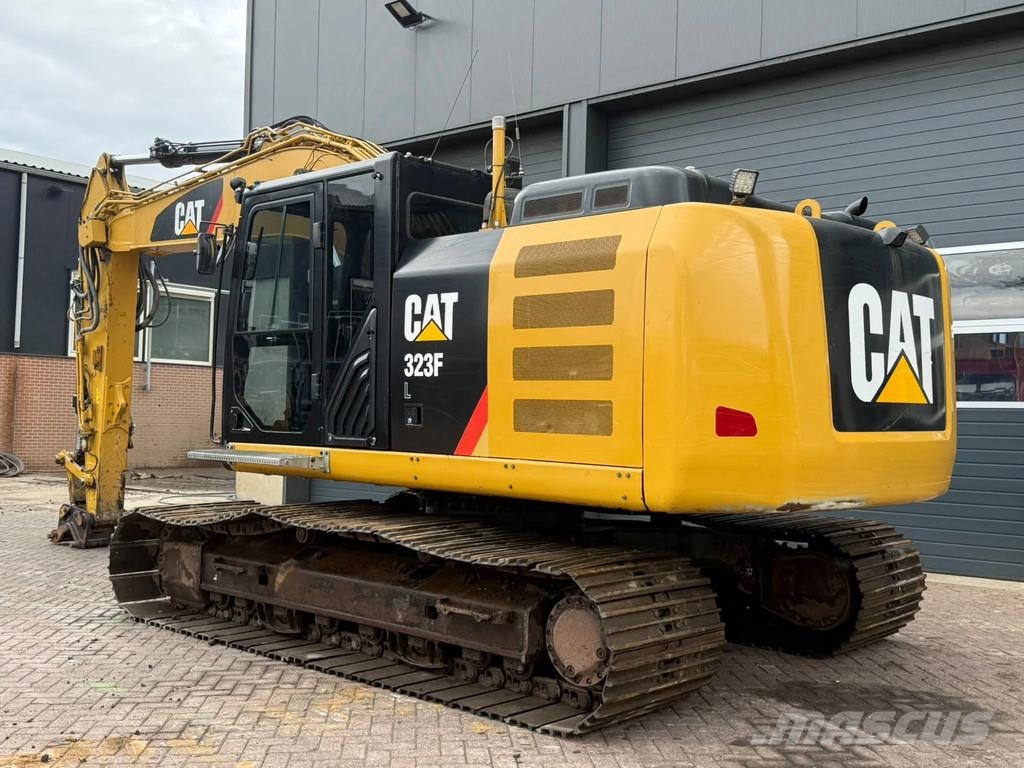 CAT 323FL Rupsgraafmachines