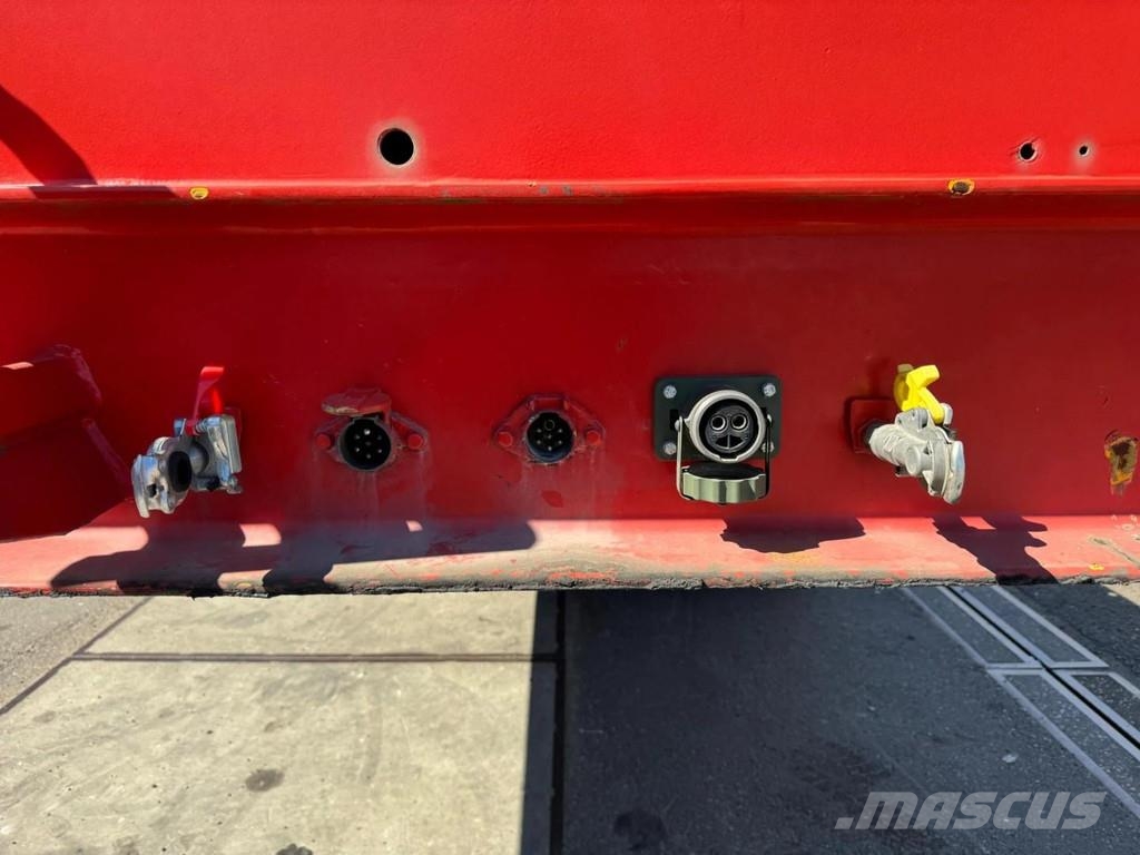 Nooteboom EURO 38 02 - 2 AXLE BPW WITH RAMPS Tieflader-Auflieger
