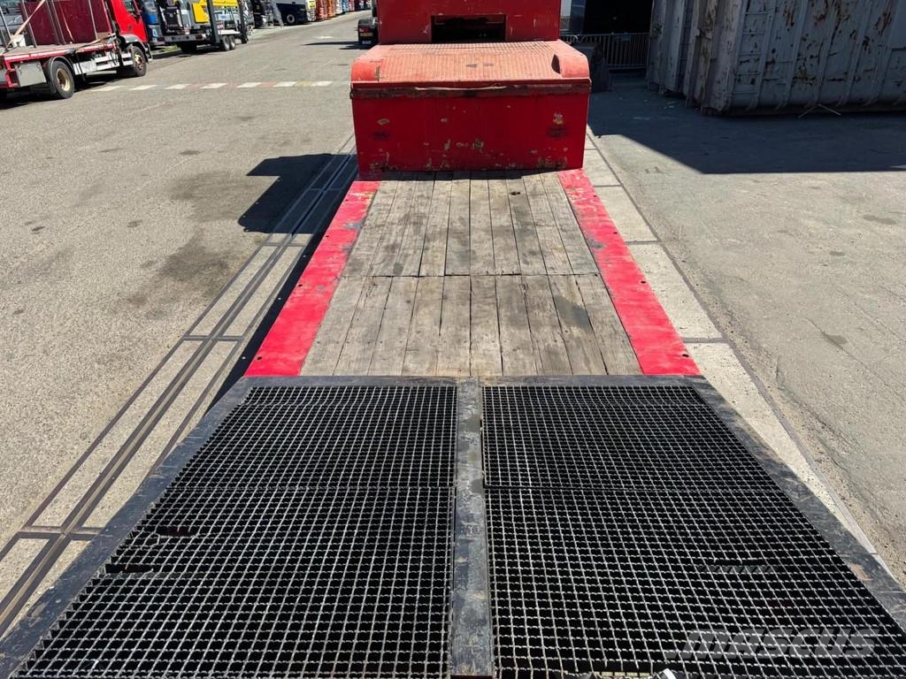 Nooteboom EURO 38 02 - 2 AXLE BPW WITH RAMPS Tieflader-Auflieger